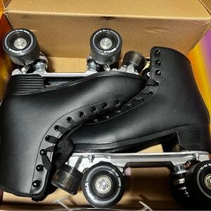 Impala Black Roller Skates